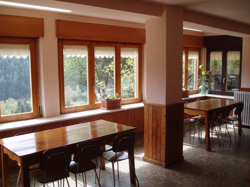 Xalet-Refugi U.E.C. Hostel La Molina  Luaran gambar
