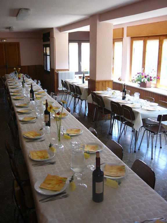 Xalet-Refugi U.E.C. Hostel La Molina  Luaran gambar